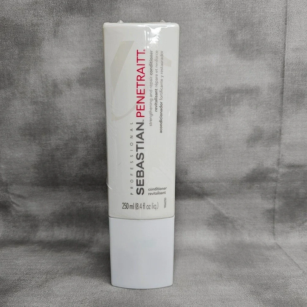 SEBASTIAN Professional Penetraitt‎ Conditioner Stengthen & Repair 8.4 oz